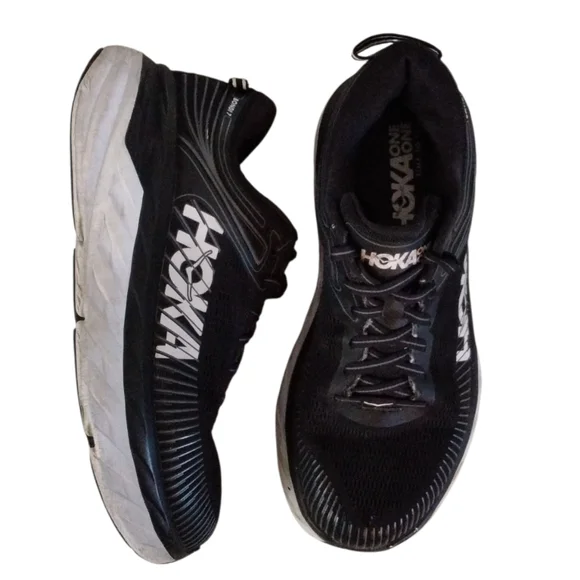 Hoka One One | Shoes | Hoka One One Bondi 7 Sneakers Black  display picture 3